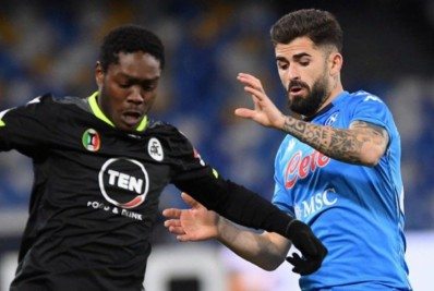 Napoli toma susto no segundo tempo, mas goleia Spezia e avan&ccedil;a na Copa da It&aacute;lia