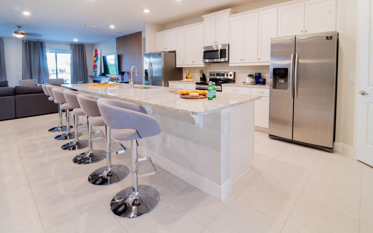 A propriedade fica no Encore Club Resort, pr&oacute;ximo aos parques da Disney - Divulgação