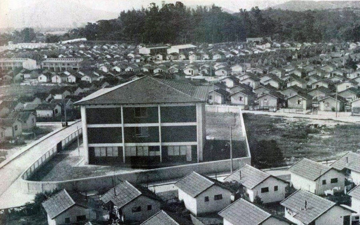 Moradias da CDD foram construídas para abrigar pessoas de baixa renda 