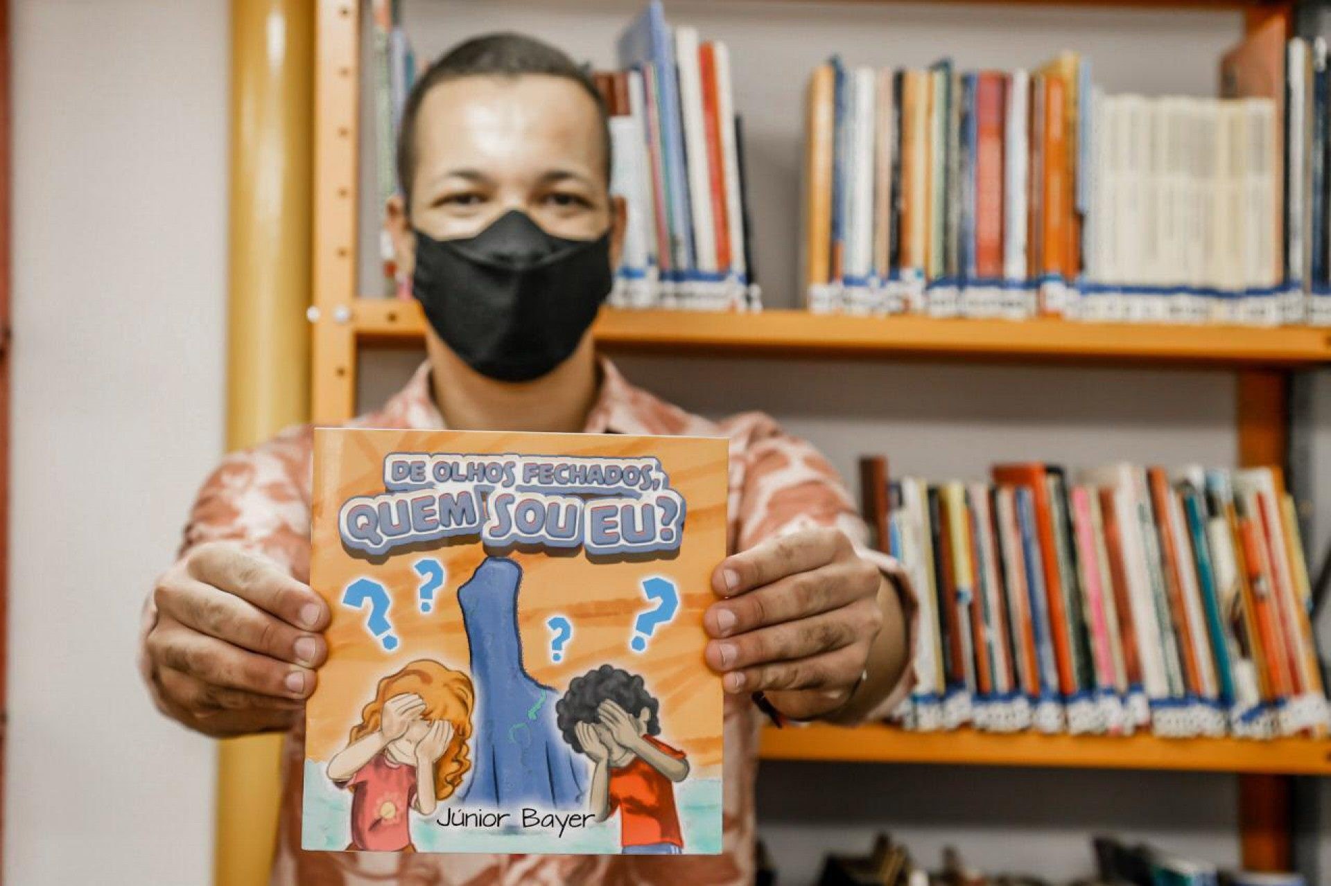 Escritor de Itaboraí concorre a prêmio nacional de literatura 