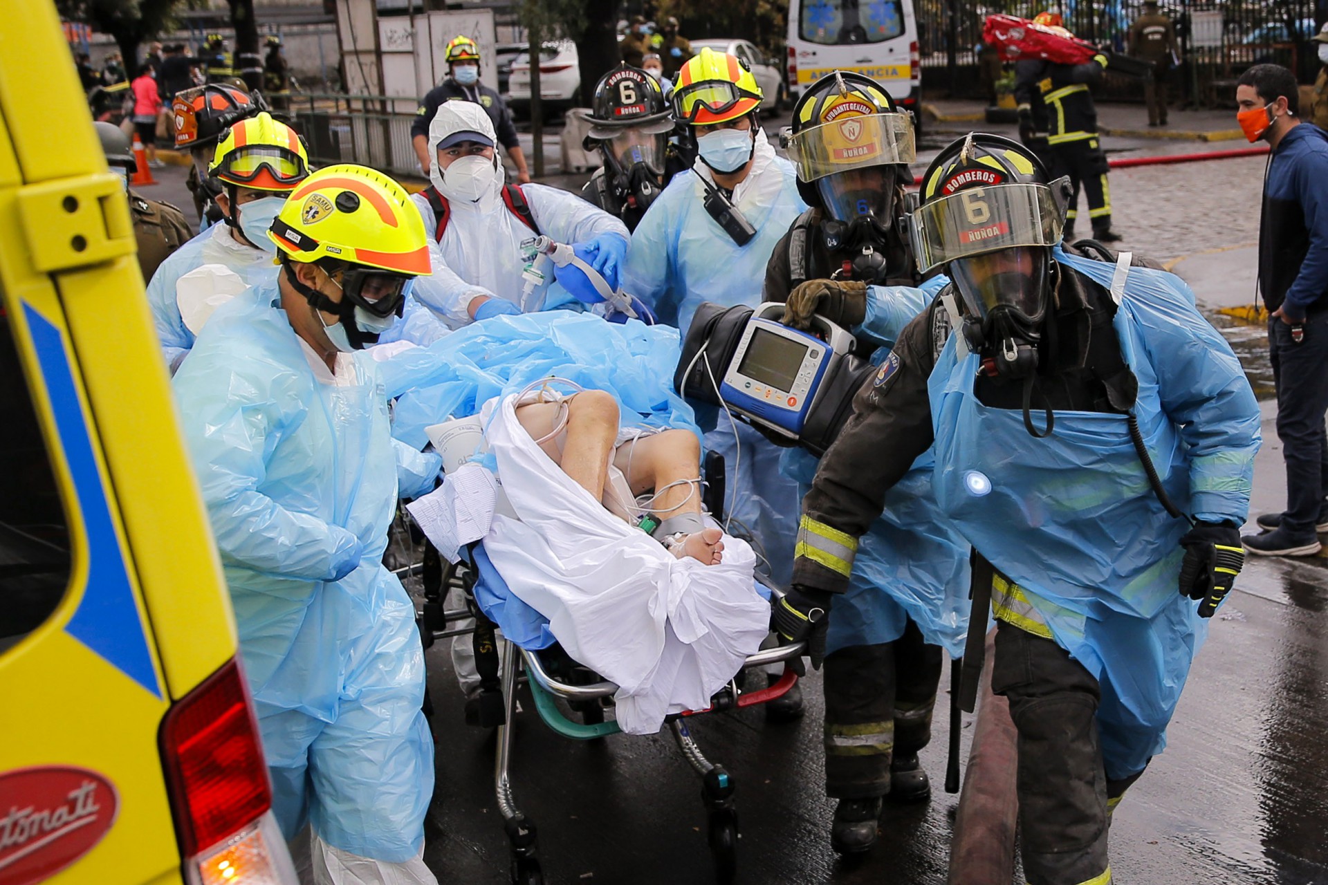 Incêndio em hospital no Chile força evacuação de pacientes - AFP