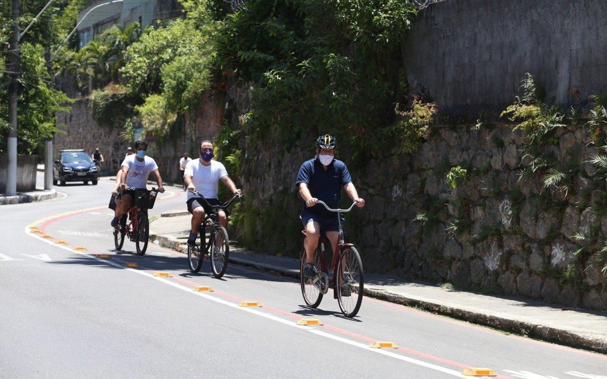 Na primeira etapa serão ciclovias segregadas por canteiros, com alteração na geometria das vias