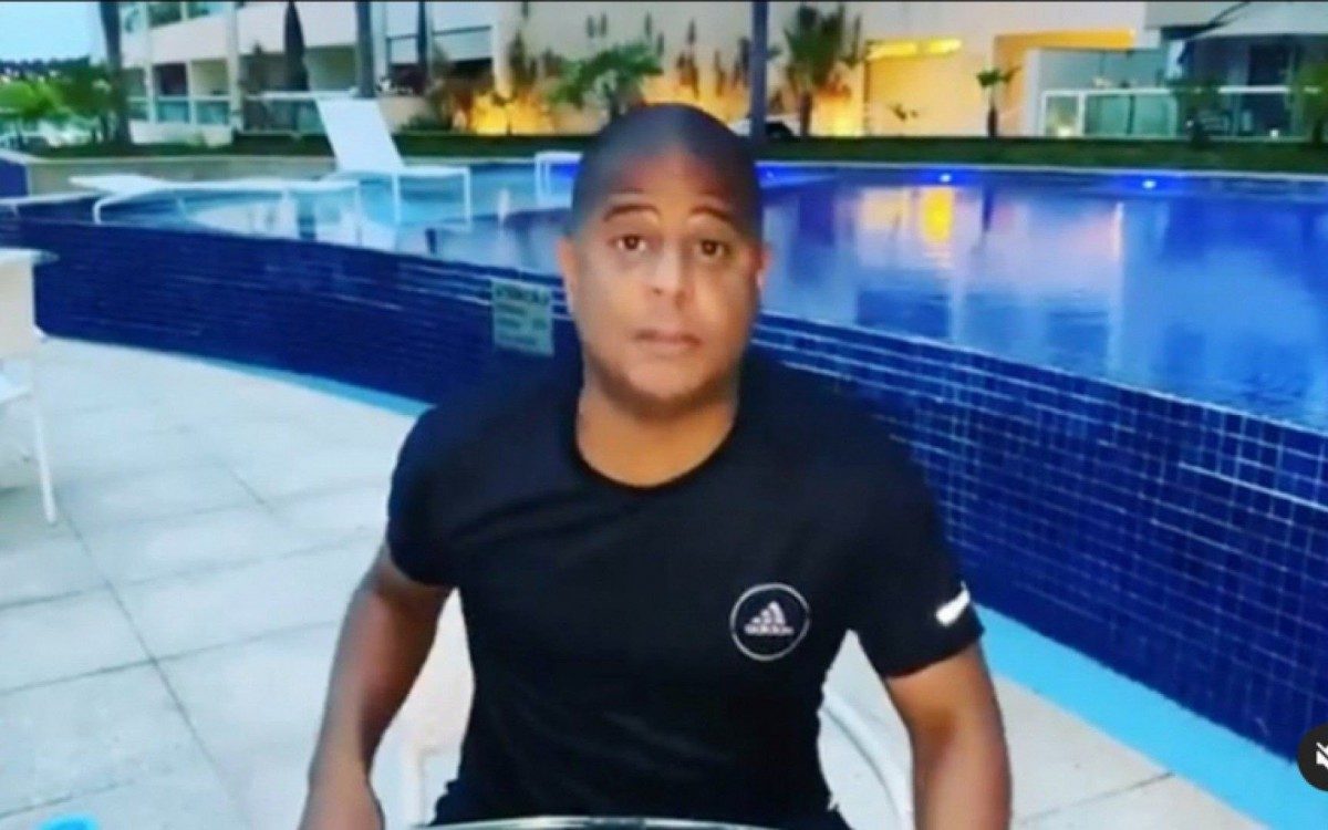 Marcelinho Carioca diz que andará pelado na Avenida Paulista
 - Divulgação