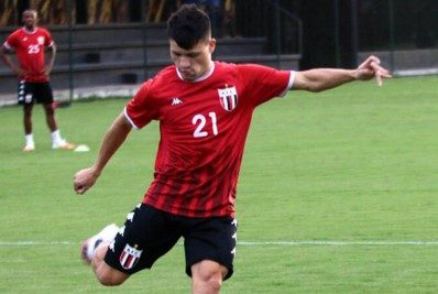 Botafogo resolve últimas pendências e atacante chega para disputar Estadual