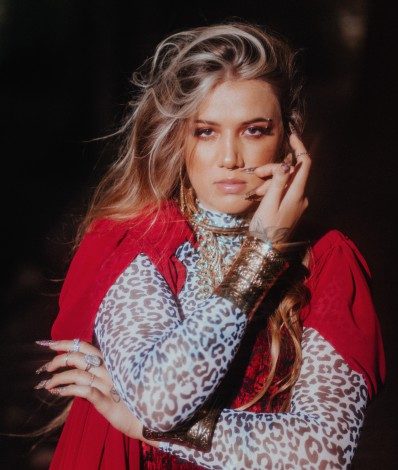 Elana Dara

 - Divulgação