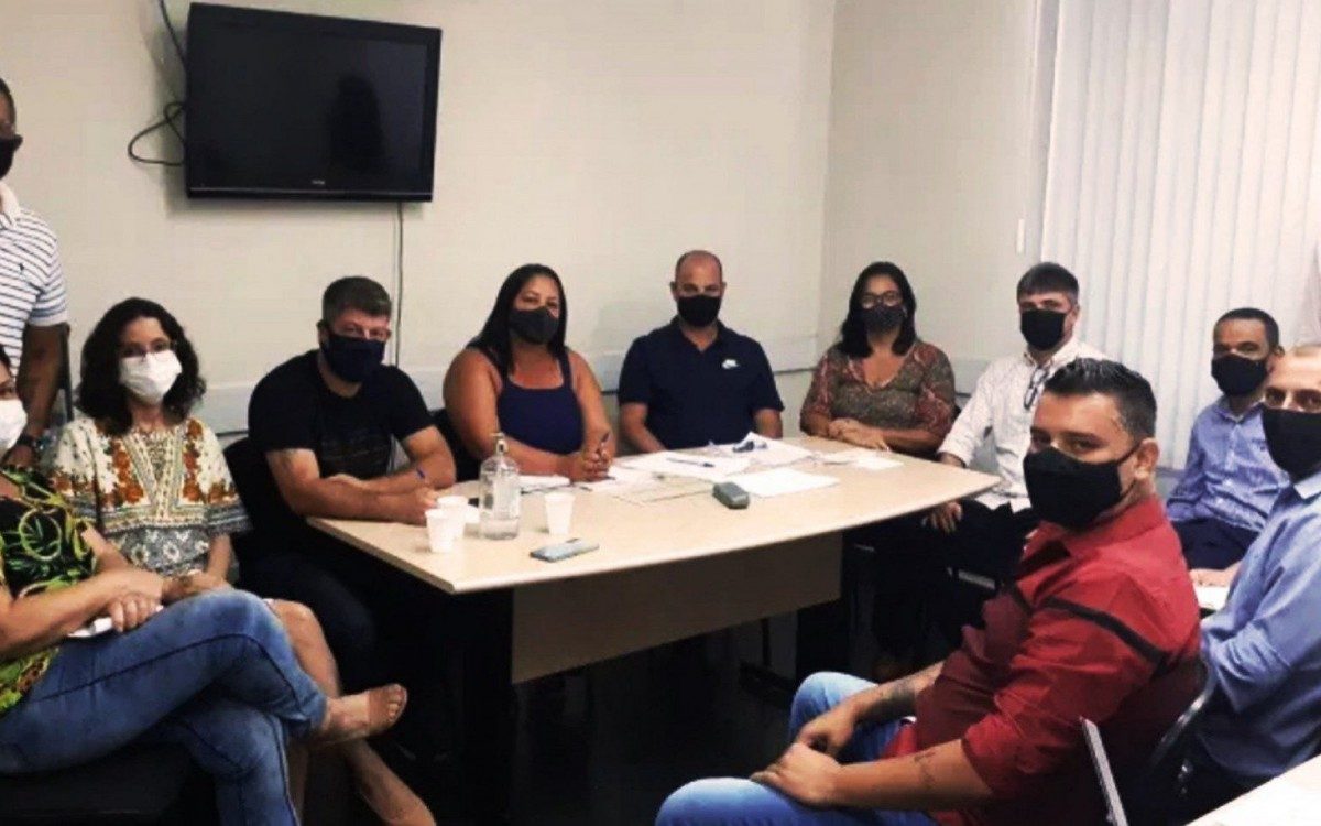 Reunião dos parlamentares com os comerciantes parceiros: novos estabelecimentos serão adicionados gradativamente à lista de opções - Divulgação