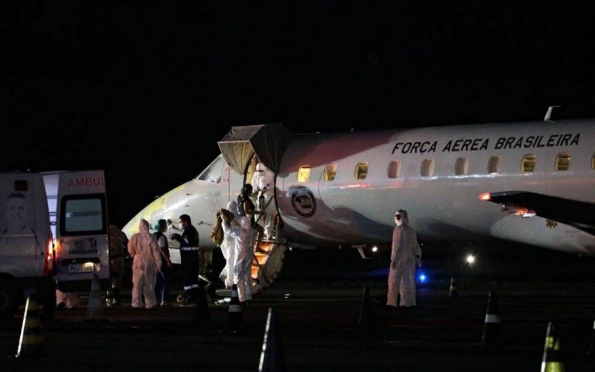 Pacientes com Covid-19 foram transferidos de Manaus para o Hospital Federal do Andaraí - Reprodução / TV Globo