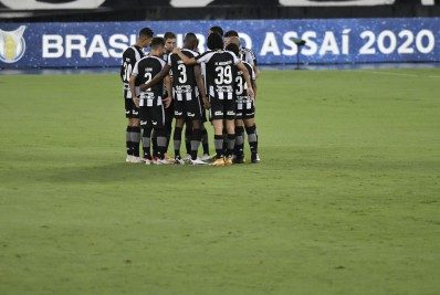 Botafogo perde para o Ceará no Castelão e se despede da Série A