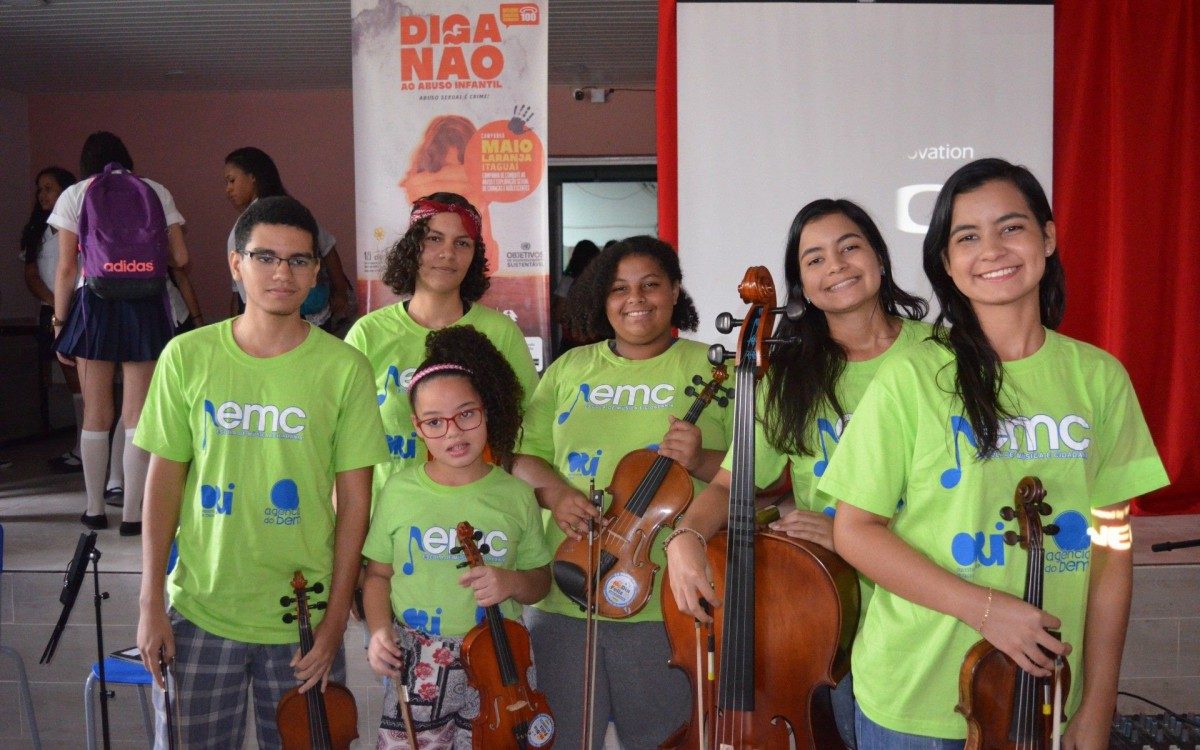 Aprender um instrumento é exercer cidadania e envolver-se com o encantamento da arte, algo que beneficia, e muito, os jovens - Divulgação - Orji