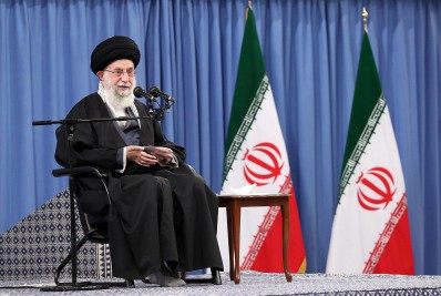Irã: no primeiro pronunciamento após queda do regime sírio, Khamenei culpa EUA e Israel