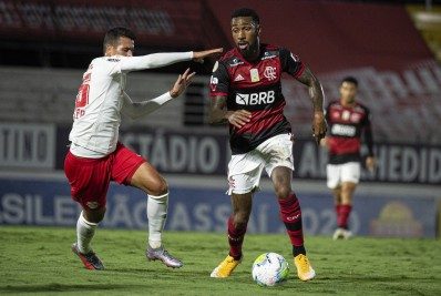 Confira as notas dos jogadores do Flamengo no jogo contra o Bragantino