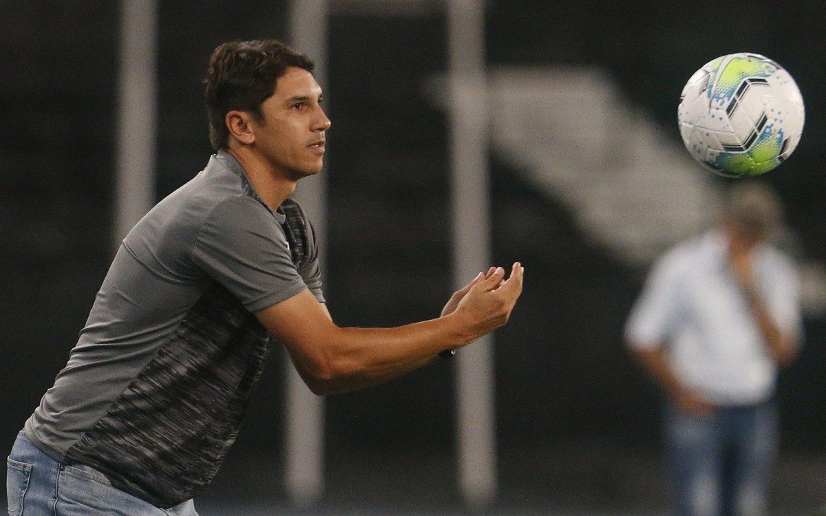 Lucio Flavio - Vitor Silva / Botafogo