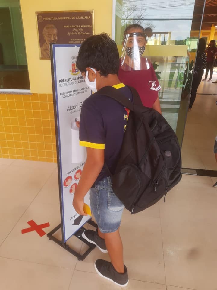 Totem de álcool em gel