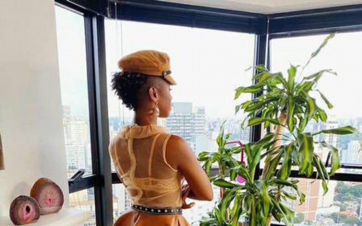 Karol Conk&aacute; tem o costume de postar fotos em seu apartamento duplex em S&atilde;o Paulo