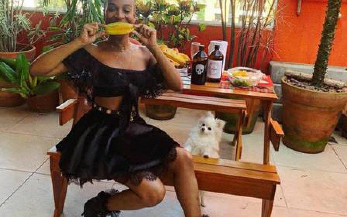 Karol Conk&aacute; tem o costume de postar fotos em seu apartamento duplex em S&atilde;o Paulo