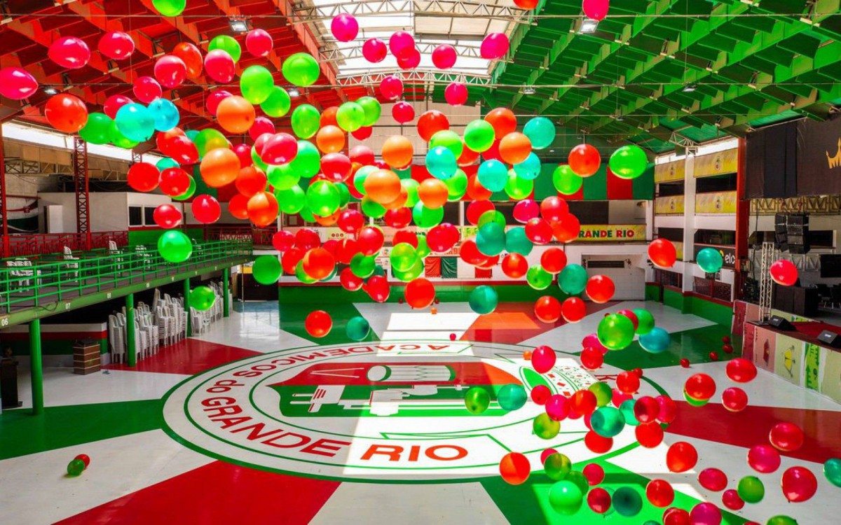 Quadra da Grande Rio recebe intervenção artística - Flávia Junqueira/Direitos reservados