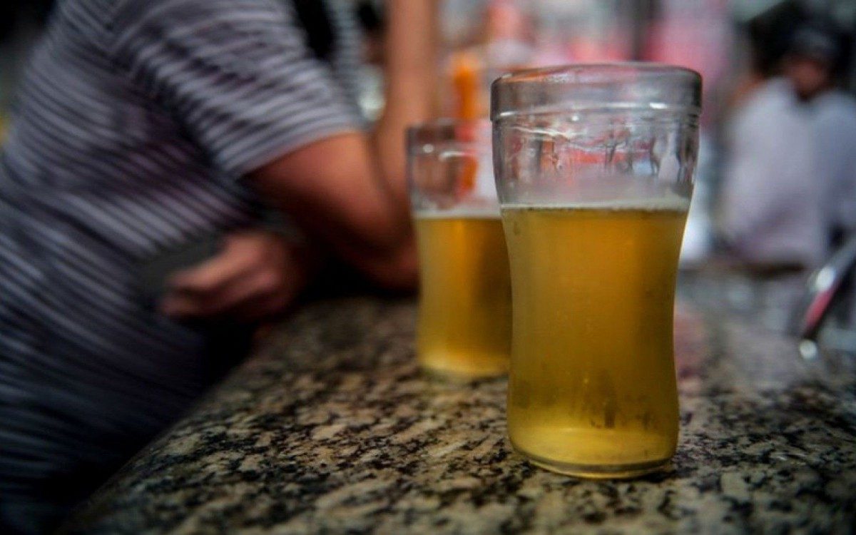 Ambev e Zé Delivery dão frete grátis durante o Carnaval para incentivar folia em casa