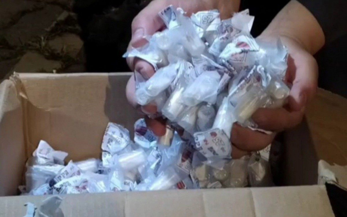 Drogas estavam enterradas em área de mata da comundiade do Perpétuo - Divulgação/ 30BPM