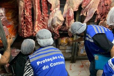 Operação descarta 30kg de alimentos impróprios para consumo em São Gonçalo