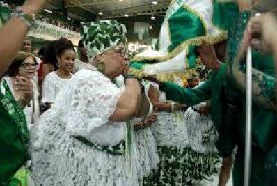 Tia Nilda da Mocidade Independente - Reprodu&ccedil;&atilde;o