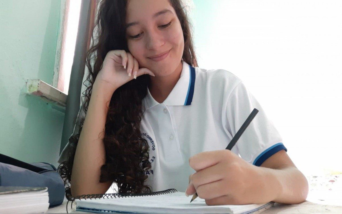 A aluna Rayca Elmiro