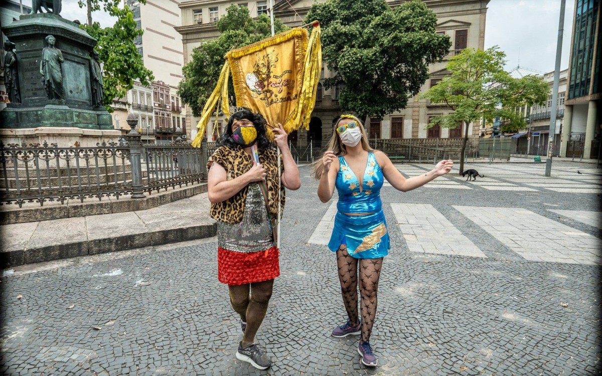 Descarnaval - Que Pena, Amor