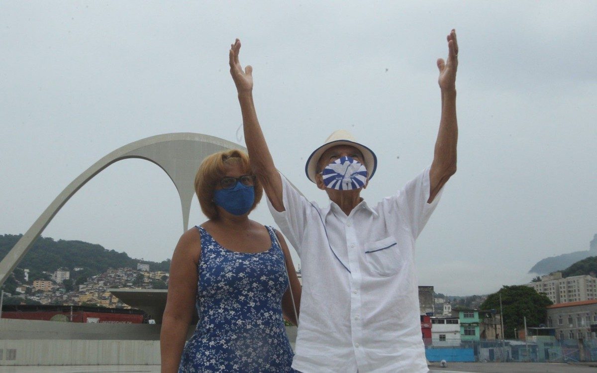 Mestre Monarco celebrou vacina contra a covid-19 - Estefan Radovicz / Agência O Dia