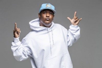 Festa com show de Márcio Victor, do Psirico, é encerrada pela polícia