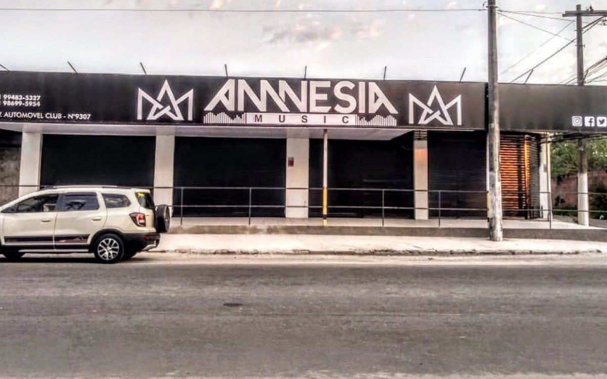 Casa de shows Amnésia Music, localizada na Avenida Automóvel Club, no bairro de Parada Angélica, em Duque de Caxias