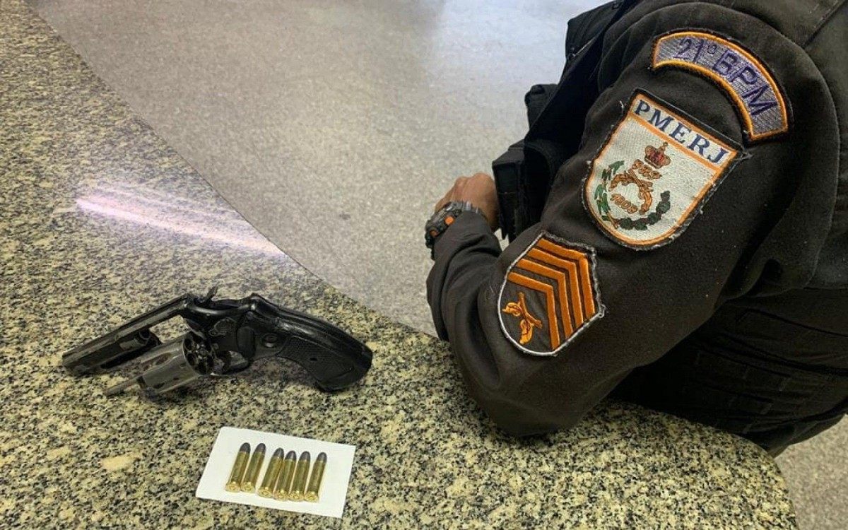 A ação foi realizada por policiais do 21º BPM, em São João de Meriti - 21º BPM