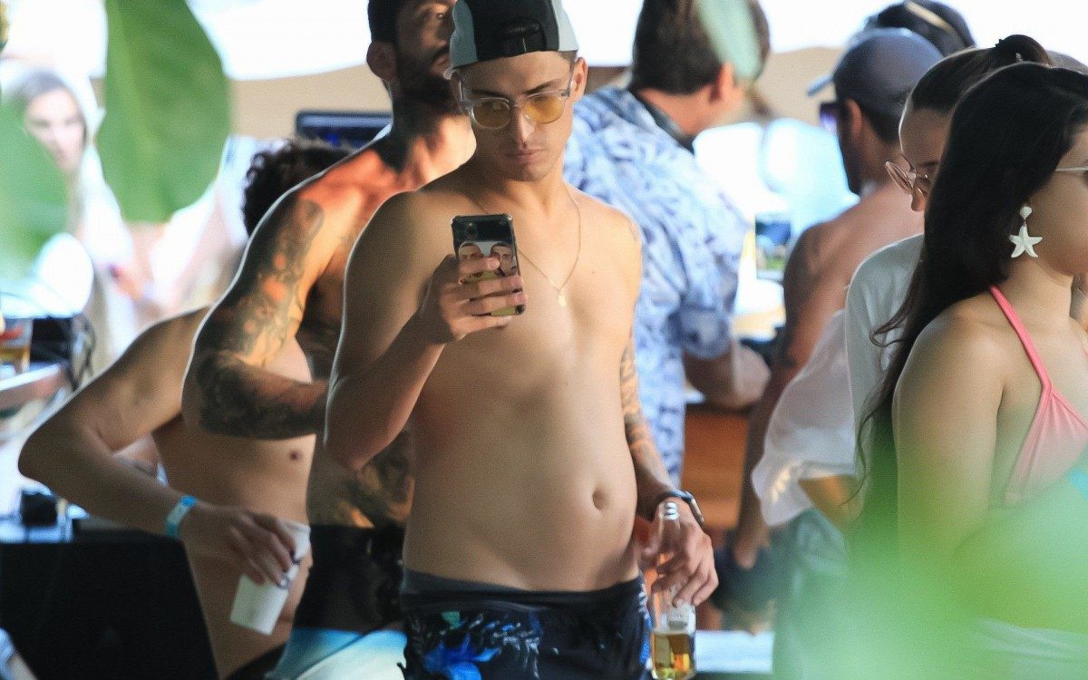 Felipe Prior na Praia da Barra da Tijuca, na Zona Oeste do Rio