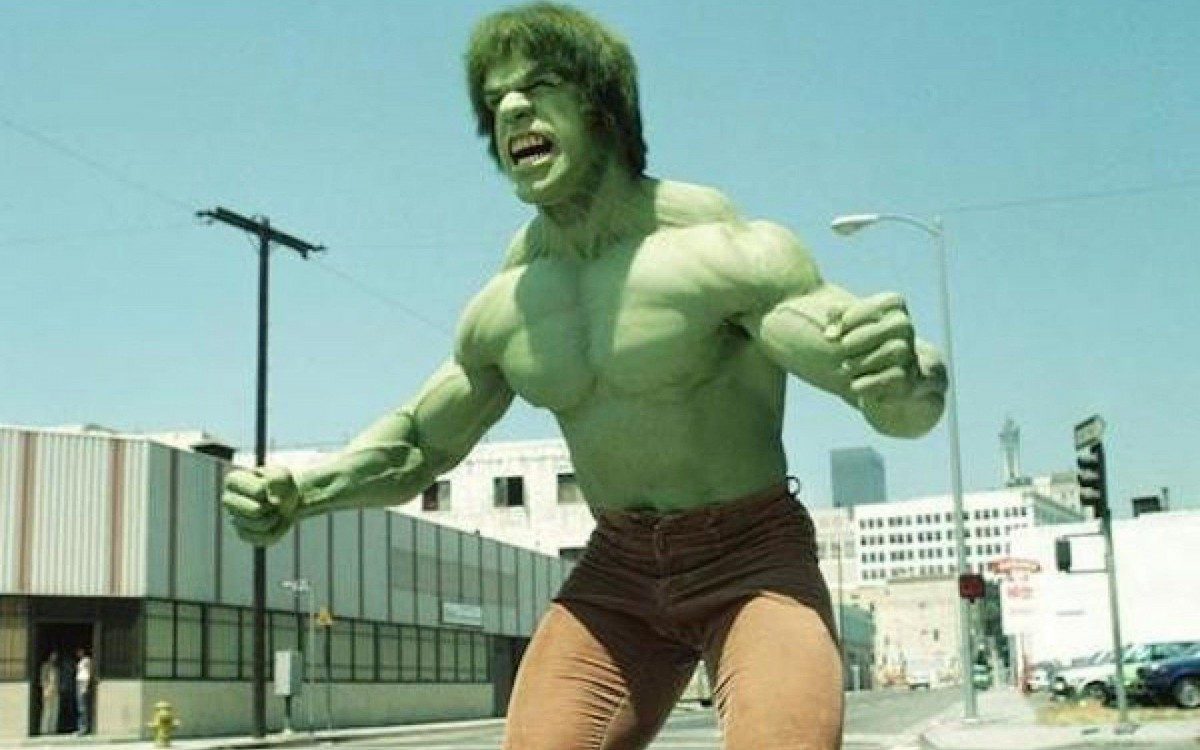 O ator Lou Ferrigno como Hulk

