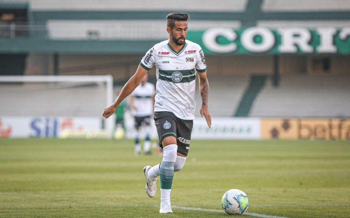 Jonathan, lateral do Coritiba, está na mira do Botafogo - Divulgação