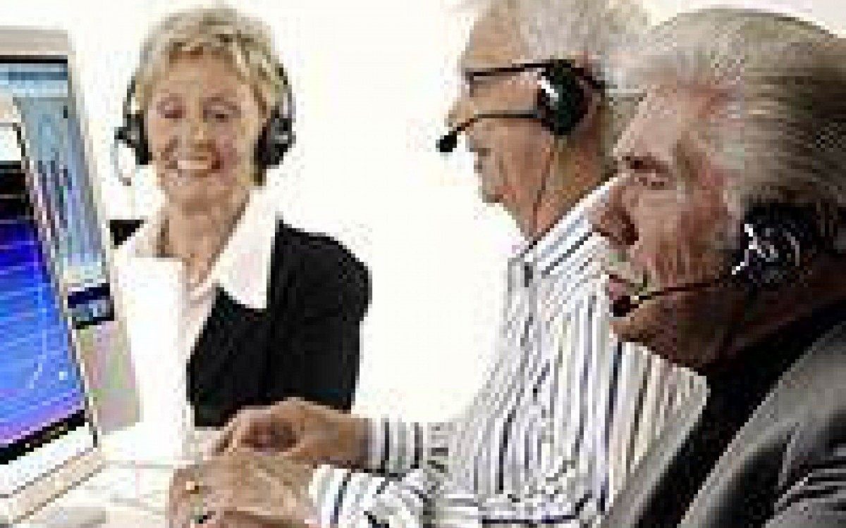 Ainda que o número de contratações não seja expressivo e que o universo de
organizações que oferecem oportunidades de contratação às pessoas mais velhas seja reduzido,nas experiências mostram que as organizações são beneficiadas com esta prática