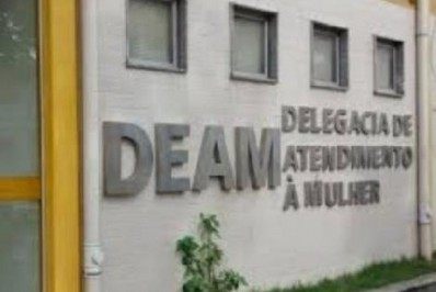 Polícia Civil apreende carga de armamento no Aeroporto do Galeão