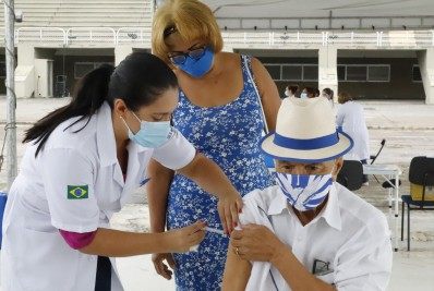 Monarco foi Imunizado no Samb&oacute;dromo - Beth Santos/Prefeitura do Rio