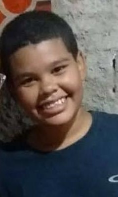 Após dois dias de buscas, menino desaparecido em Vigário Geral é encontrado na llha do Governador