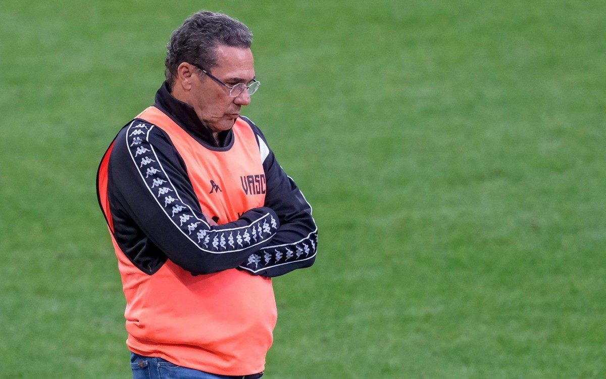 SP - BRASILEIRO A 2020, CORINTHIANS X VASCO - ESPORTES - BRASILEIRO A 2020, CORINTHIANS X VASCO - Vanderlei Luxemburgo técnico do Vasco durante partida contra o Corinthians no estádio Arena Corinthians pelo campeonato Brasileiro A 2020. 21/02/2021 - Foto: MARCELLO ZAMBRANA/AGIF - AGÊNCIA DE FOTOGRAFIA/AGIF - AGÊNCIA DE FOTOGRAFIA/ESTADÃO CONTEÚDO
      Country