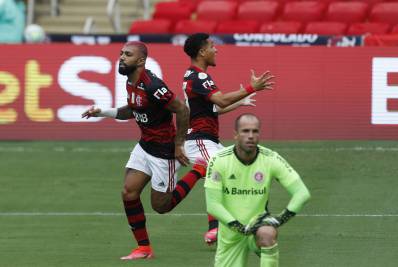 'Vice de novo'! Internacional se isola como maior segundo colocado em títulos brasileiros do Flamengo