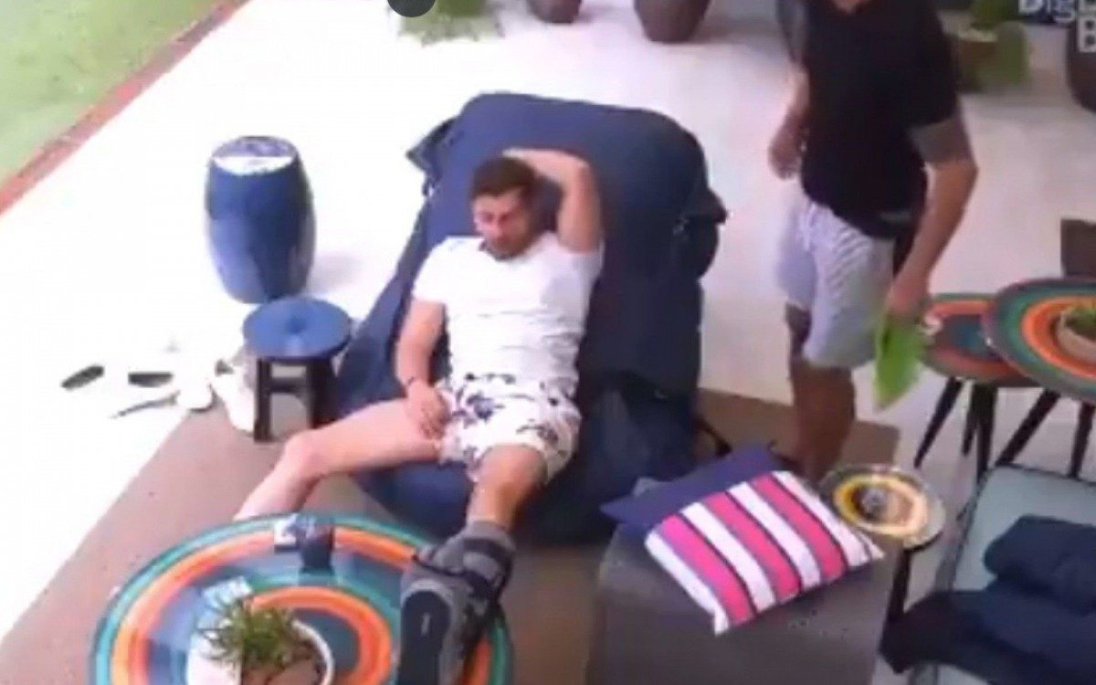 Caio e Rodolffo - reprodução de vídeo