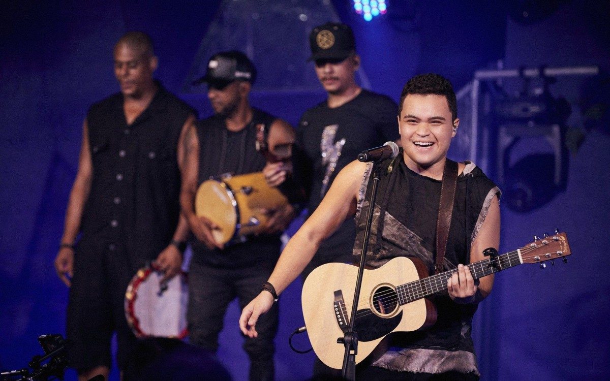 Guga Nandes canta pagode desde a inf&acirc;ncia na escola