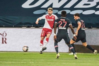 Lateral ex-Fluminense não descarta convocação para a seleção espanhola