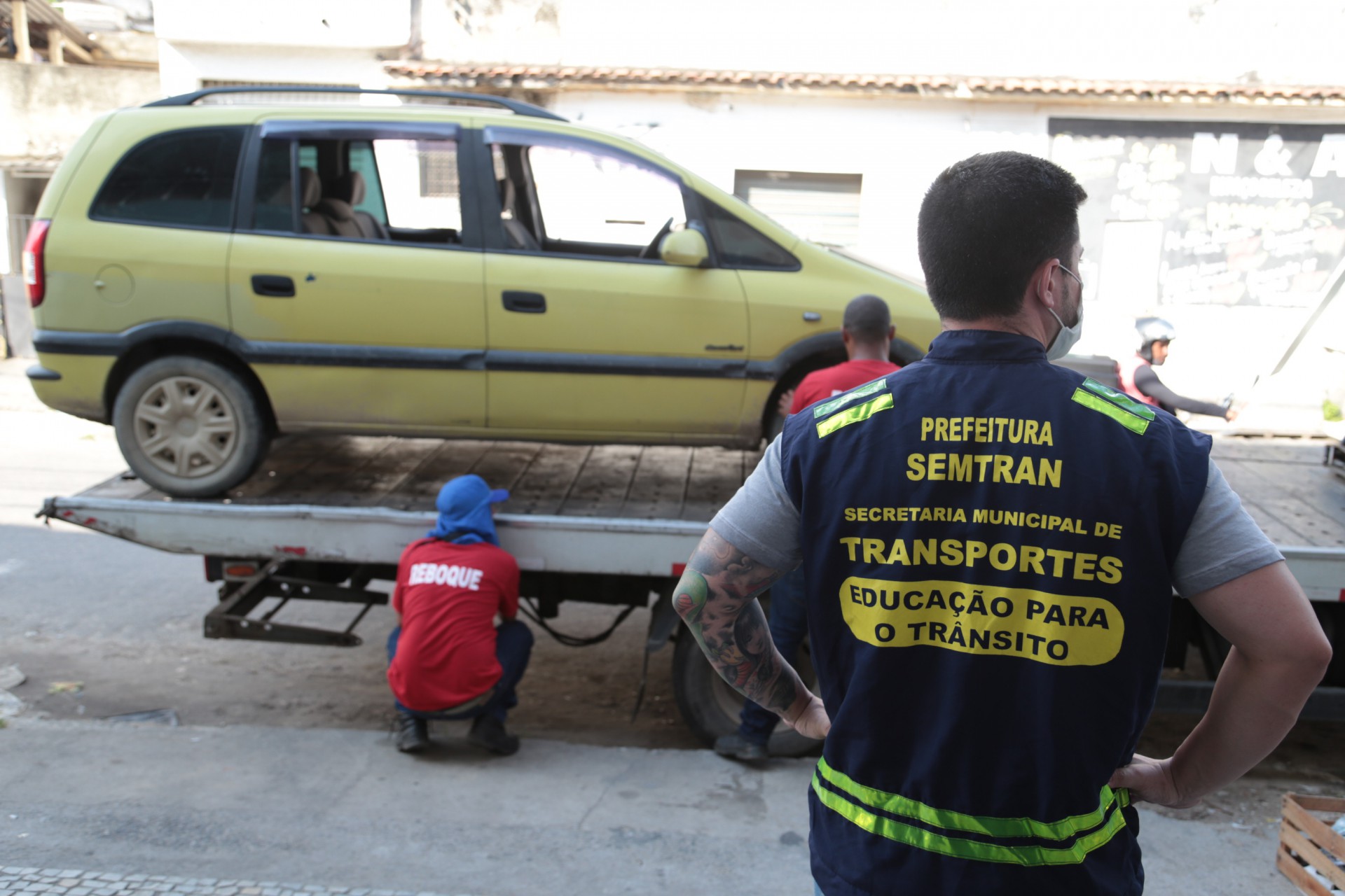 Teresópolis: Veículos mal estacionados atrapalham trânsito e transporte  coletivo - O Diário de Teresópolis