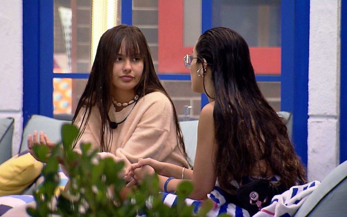 Juliette e Tha&iacute;s - reprodução da TV Globo