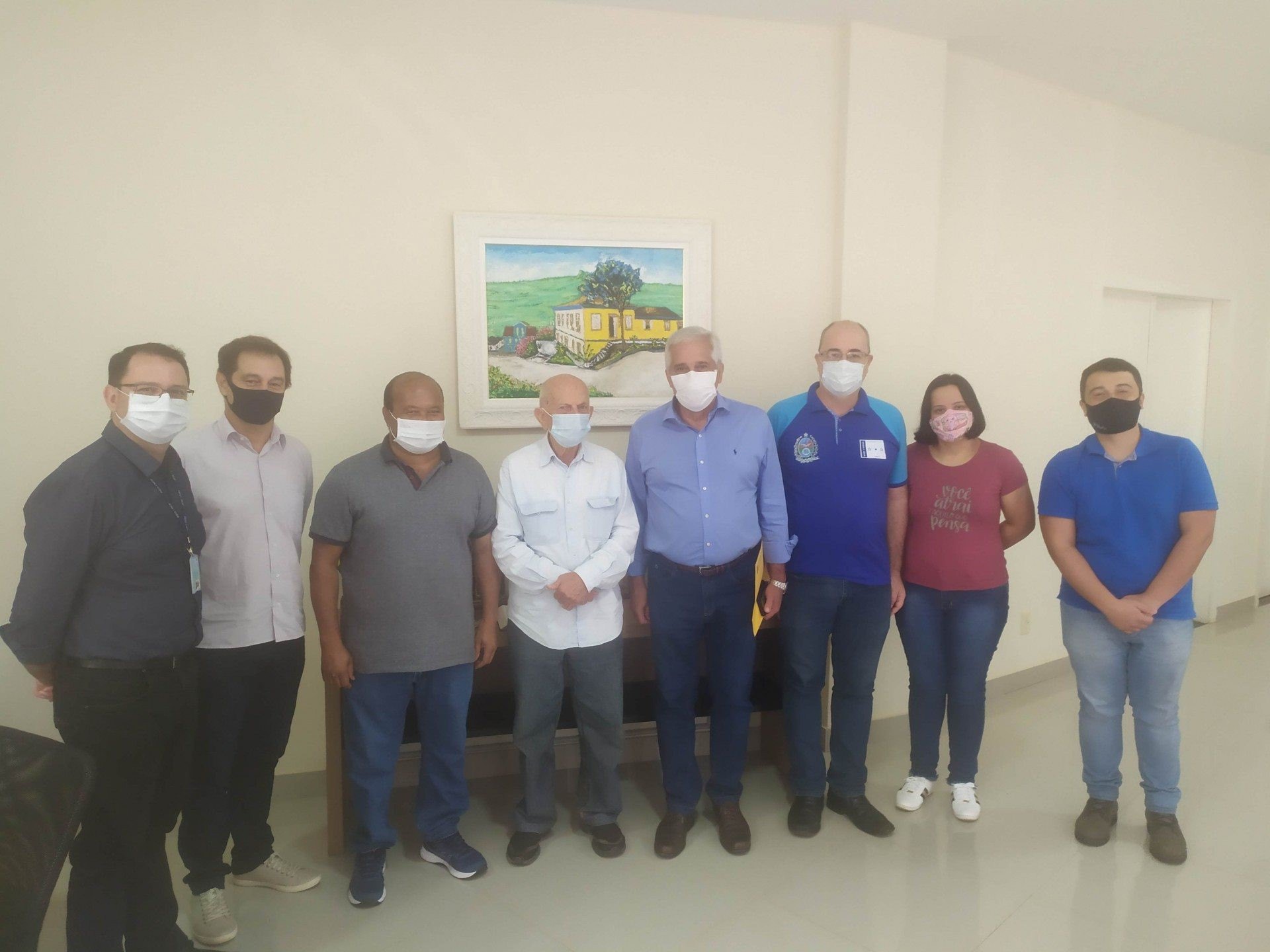 Tamb&eacute;m participaram da reuni&atilde;o a diretora regional pedag&oacute;gica, Luciana Coutinho Daniel Vicente, o diretor regional administrativo, Luiz Paulo Rodrigues, a presidente do Conselho Municipal de Educa&ccedil;&atilde;o e diretora do Departamento de Educa&ccedil;&atilde;o, Dayselane Pimenta, o chefe de gabinete, Adriano de Oliveira Silva e o vereadores Cl&aacute;udio Paulanti e Jos&eacute; Carlos Monteiro (professor Par&aacute;). - Foto: divulga&ccedil;&atilde;o/PMVS