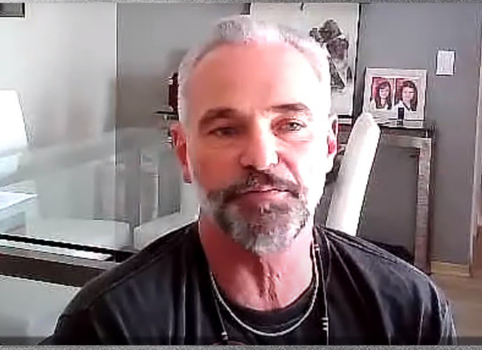 Mateus Carrieri abre o jogo sobre sua sexualidade: 'Eu fiz de tudo na minha vida' 