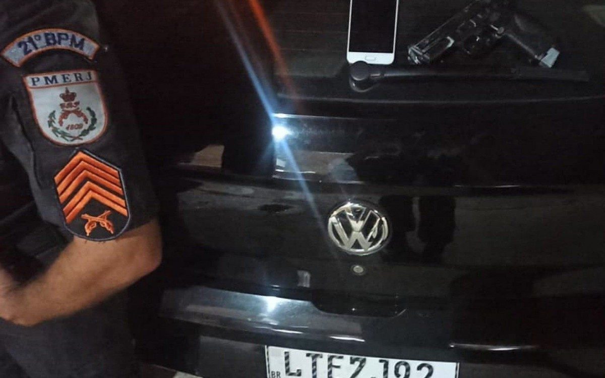 Na ação, um simulacro de arma de fogo foi apreendido - 21º BPM