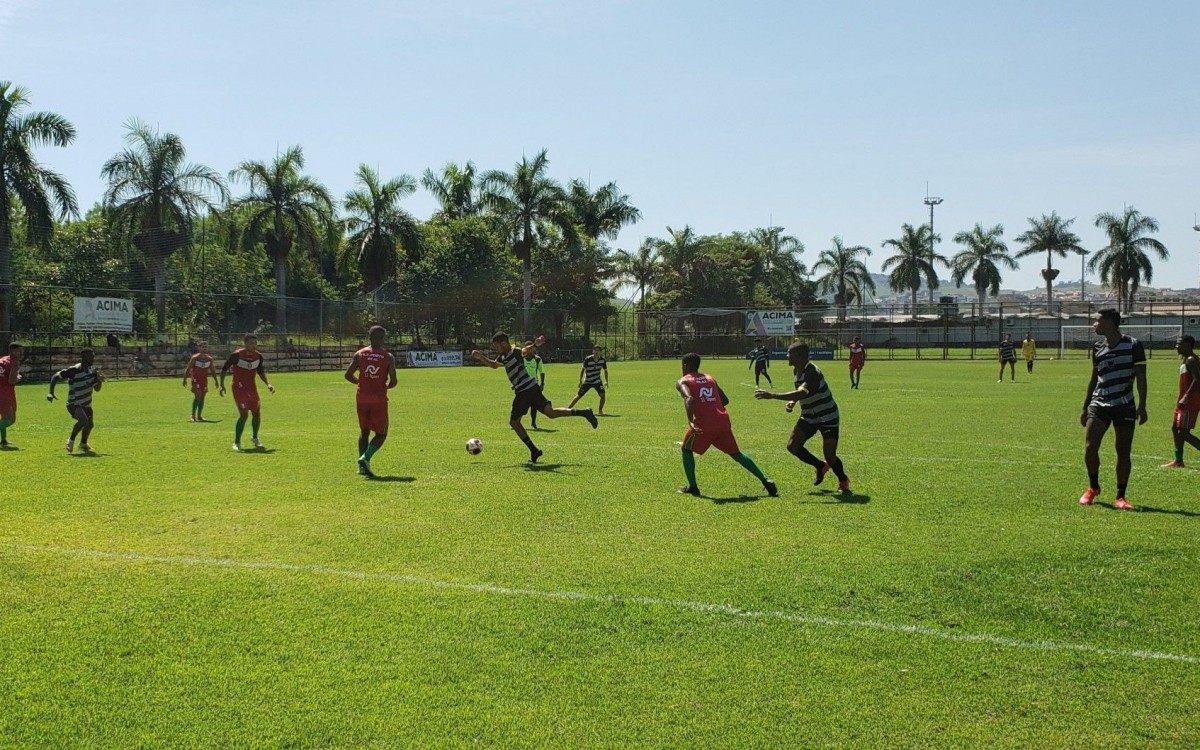 Voltaço vence último jogo-treino da pré-temporada para o Estadual - Divulgação/ VRFC