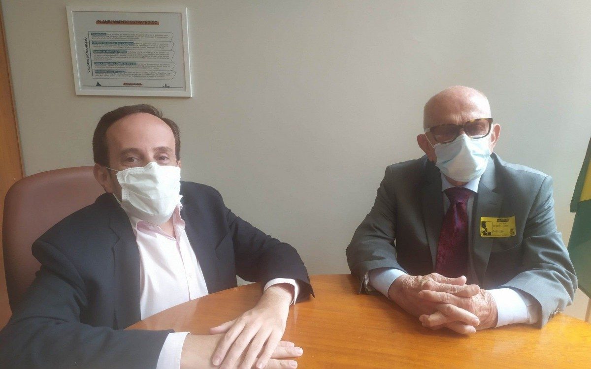 Reunião na Câmara dos Deputados.