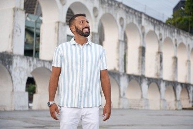 Cantor e compositor Ciraninho lança o programa 'Samba & Futebol' no YouTube